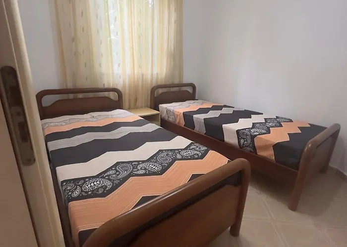 بيت للعطل Beautiful At Lura 1, Gjiri Lalzit دراس