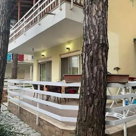 Dom wakacyjny Beautiful At Lura 1, Gjiri Lalzit Durrës